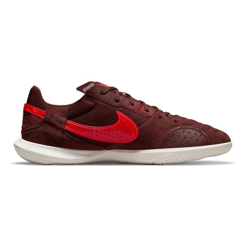 Scarpa Nike Streetgato Ic M DC8466-266 rosso