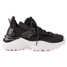 TRENDI Sneaker alla moda con lacci nero