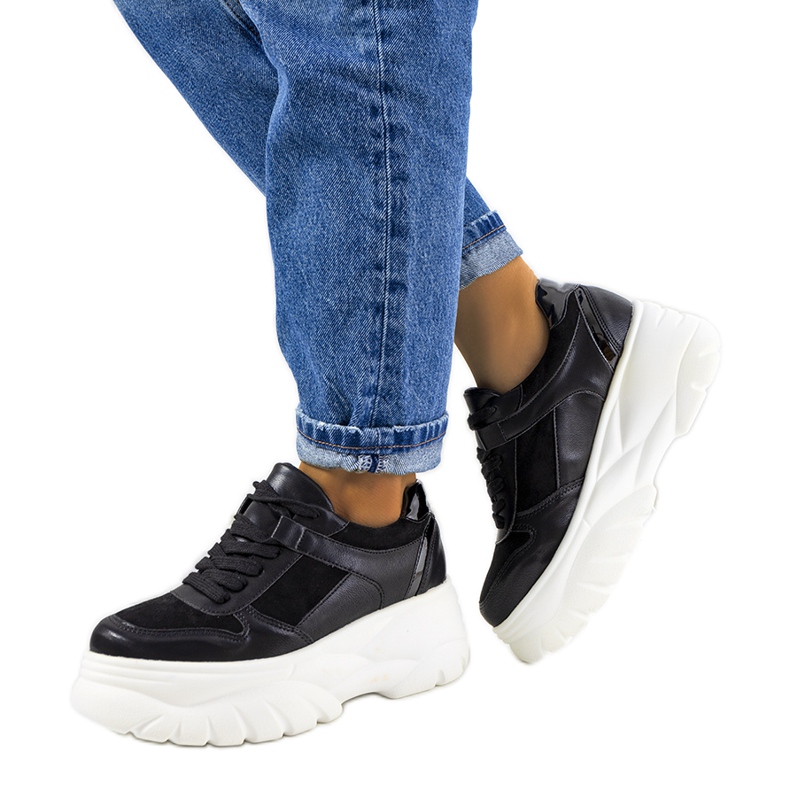 Sneakers sportive nere con suola Mellis alta nero