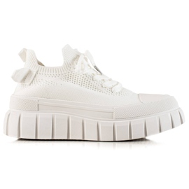 TRENDI Sneakers alla moda sulla piattaforma bianca