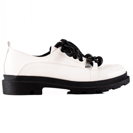 Goodin Scarpe stringate con ornamento bianco