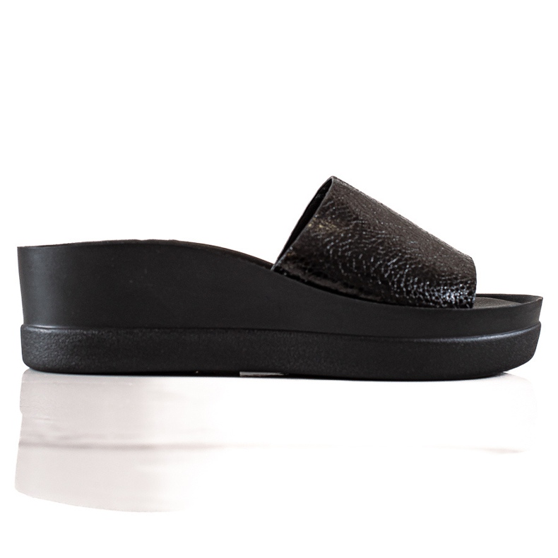 Goodin Pantofole nere sulla piattaforma nero
