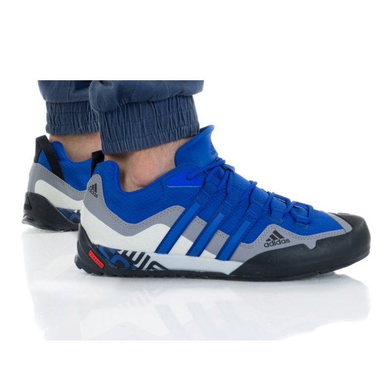 Scarpe Adidas Terrex Swift Solo M S29256 nero blu grigio