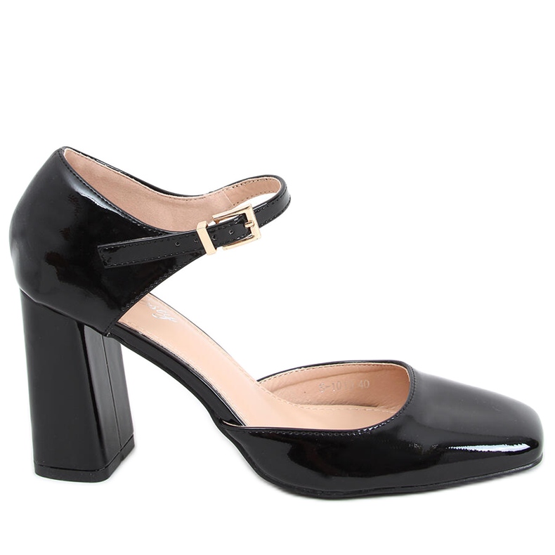 Pumps esposte sul post di Frida Black nero