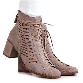 Stivali in pelle scamosciata traforati Maciejka 05508-04 Beige