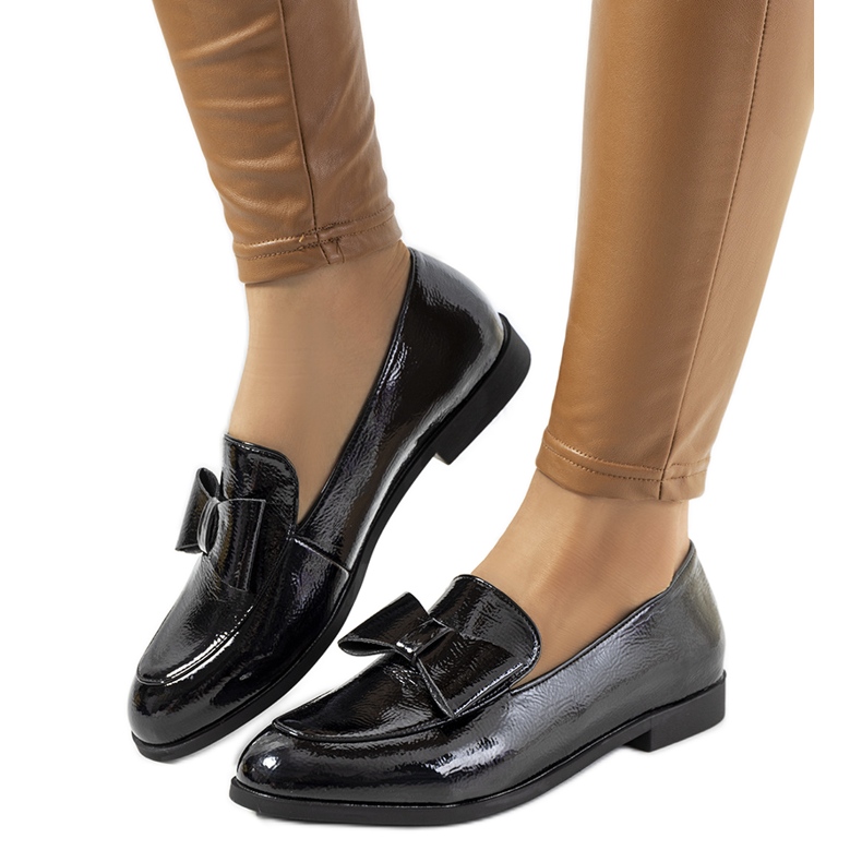 Scarpe da donna nere laccate Flora nero
