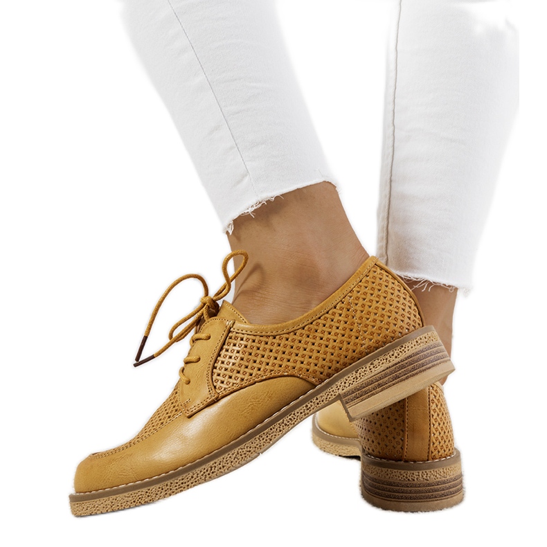 Oxford marrone traforato Edda