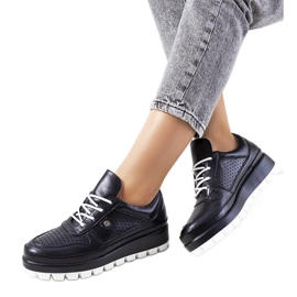 Sneakers nere traforate di Assels nero
