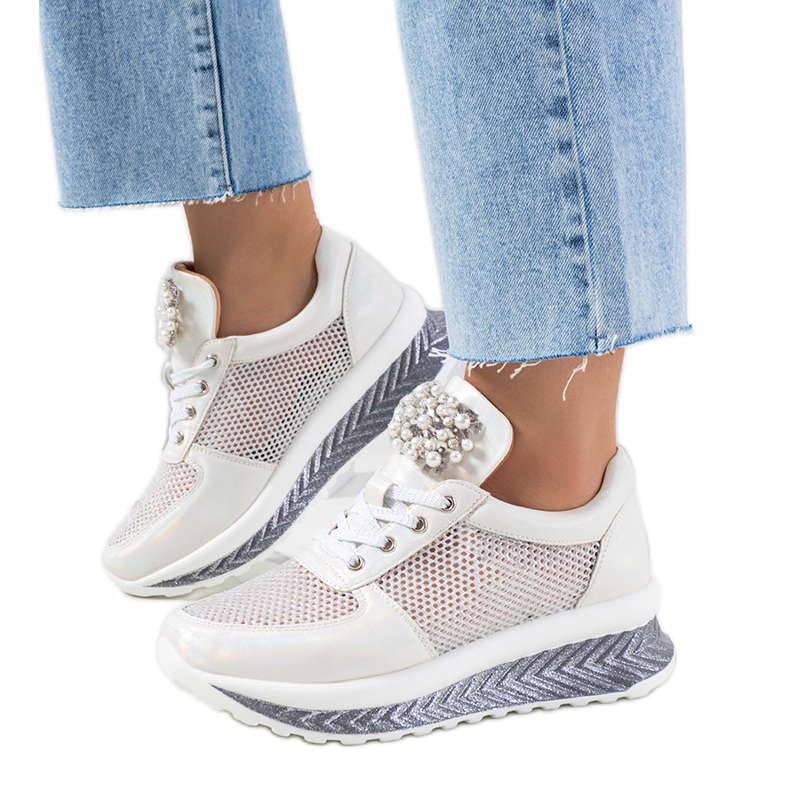 Sneakers olografiche bianche di Saggers bianca
