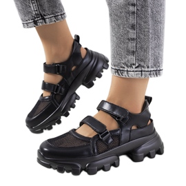 Sneakers nere con suola da trattore di Djurs nero
