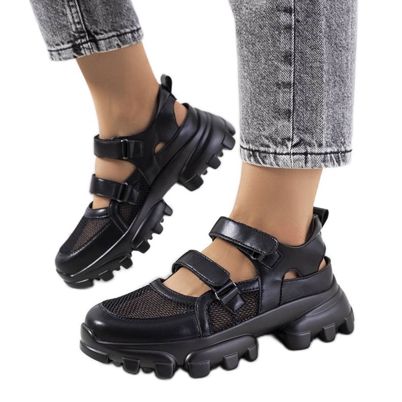 Sneakers nere con suola da trattore di Djurs nero