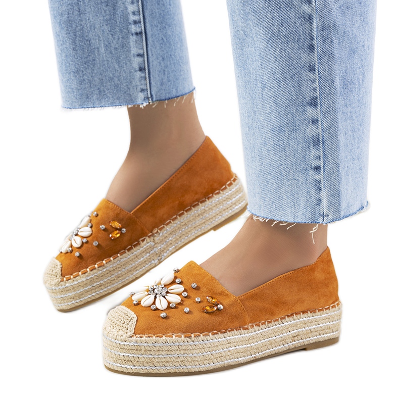 Espadrillas marroni sulla suola spessa della signora Nicki marrone giallo