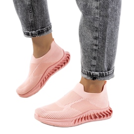 Le sneakers rosa di Neda