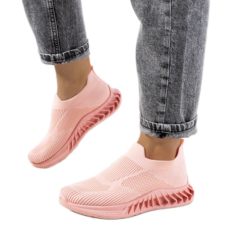 Le sneakers rosa di Neda