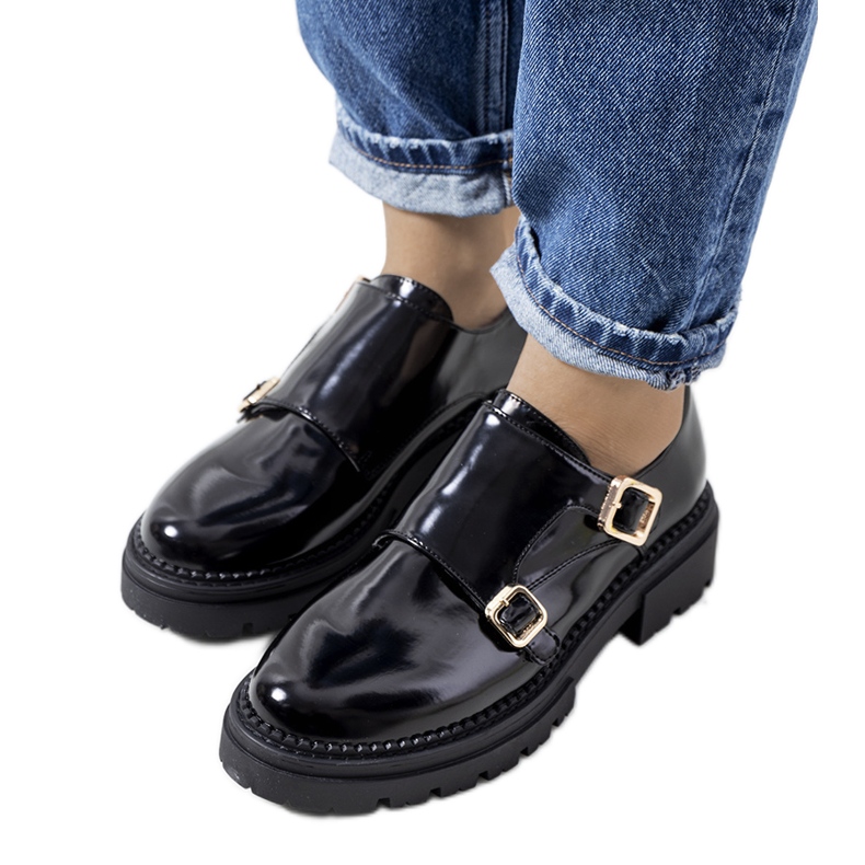 Scarpe Valks laccate nere nero