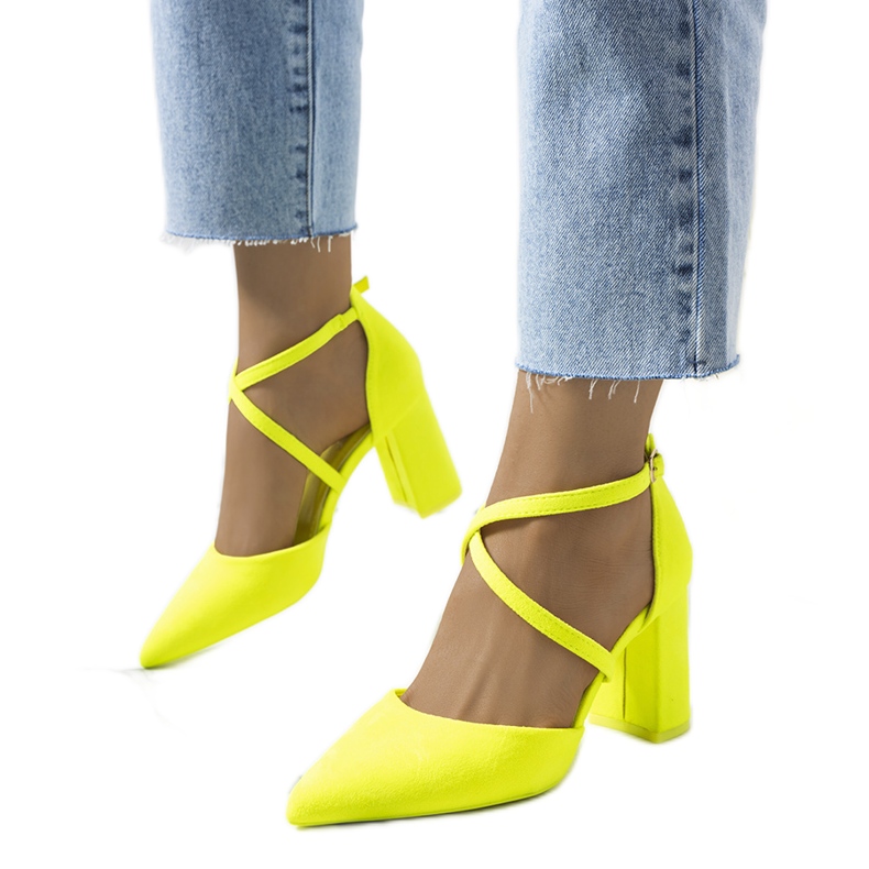 Décolleté giallo neon sul palo Hassing