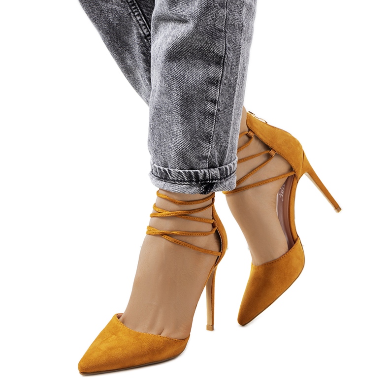 Tacchi in pelle marrone con cinturino Glover