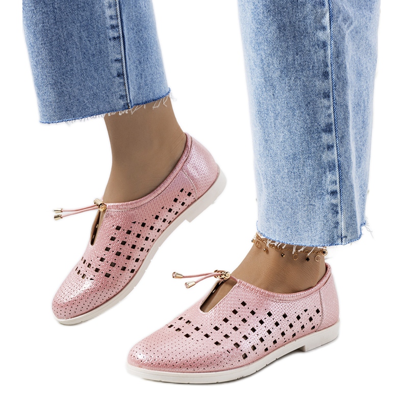 Scarpa traforata rosa Cassinia