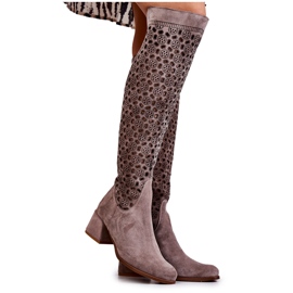 PA2 Stivali in camoscio con motivo traforato in Hekilea beige scuro marrone