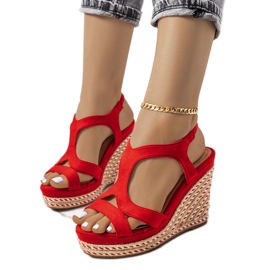 Espadrillas rosse su zeppa di cedro rosso