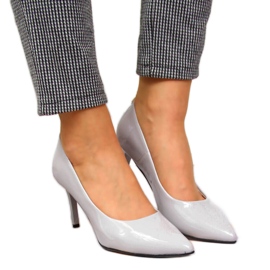 Décolleté su tacco laccato Juma grigio