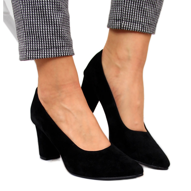 Décolleté in camoscio Monique post nero