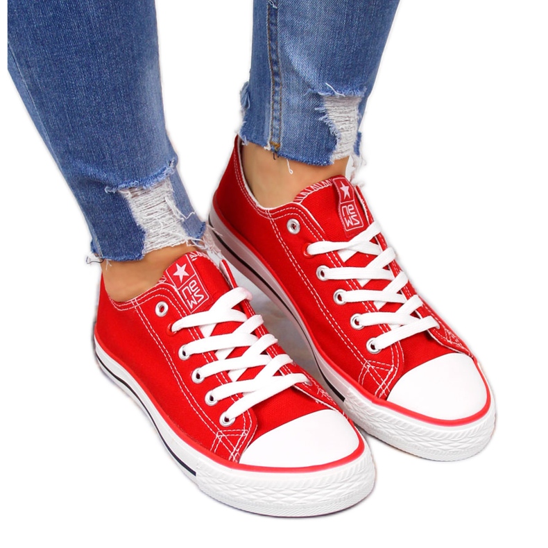 News Sneakers basse rosse in tessuto NOVITA' rosso