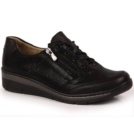 Scarpa in pelle nera lucida Helios 334 nero