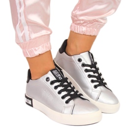 Sneakers basse da donna con ecopelle argento Big Star II274034