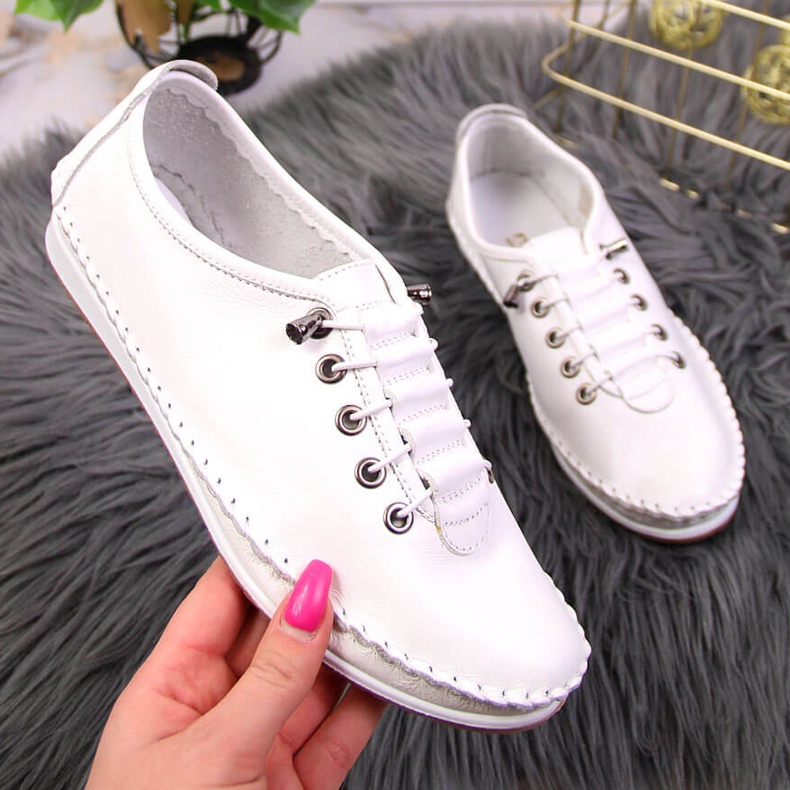 Slip-on da donna in pelle bianca Artiker