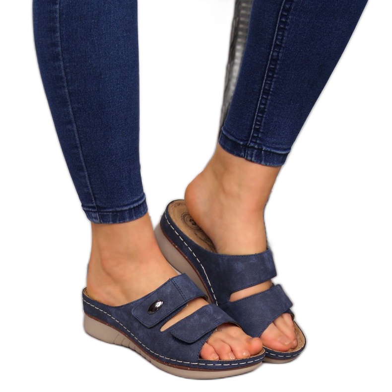Comode ciabatte da donna blu navy con velcro eVento