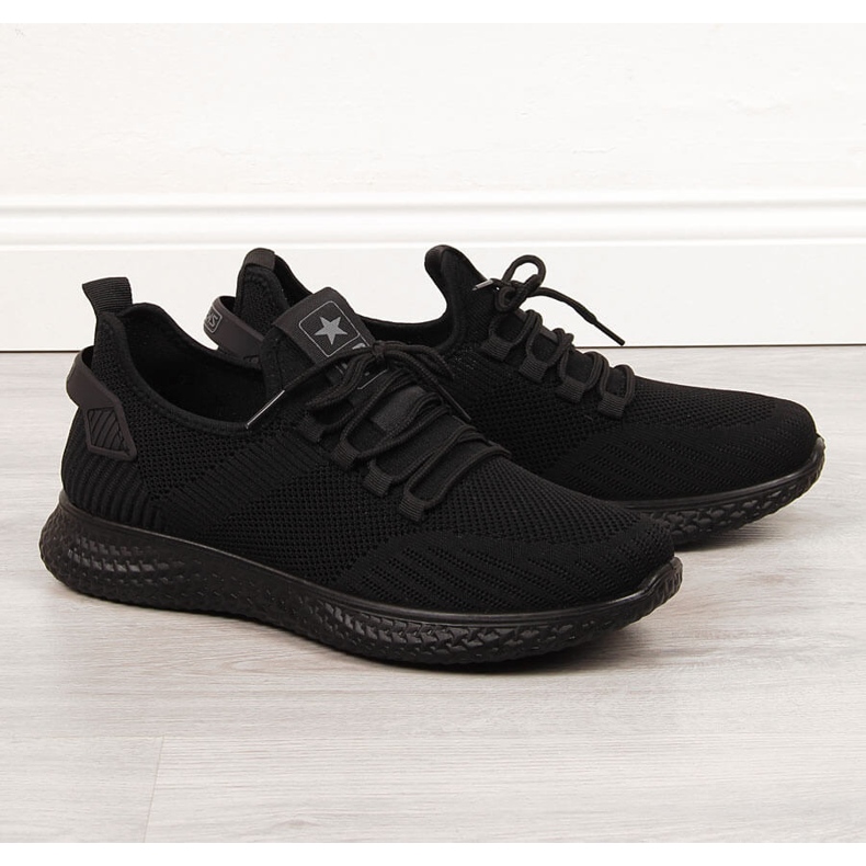 Scarpe sportive da uomo con rete nera NEWS nero