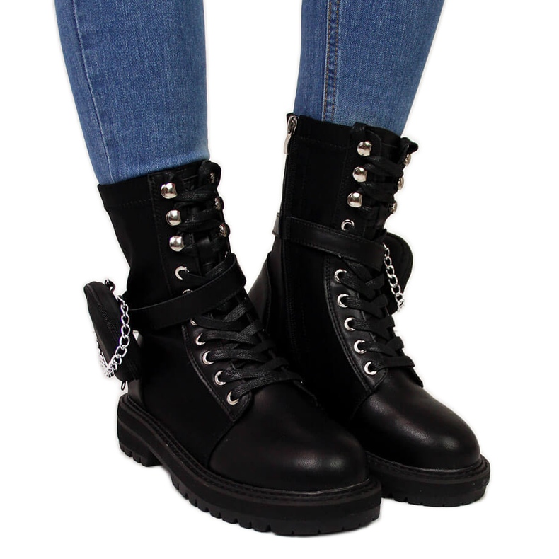 Stivali da donna in pelle con una tasca nera Goe II2N4024 nero