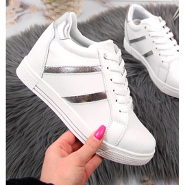 Scarpe in pelle su zeppa bianca Filippo