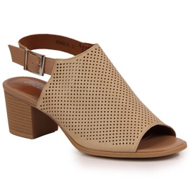 Sandali da donna, traforati, Jezzi beige