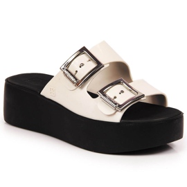 Ciabatte da donna in gomma sulla piattaforma Zaxy HH285181 bianca