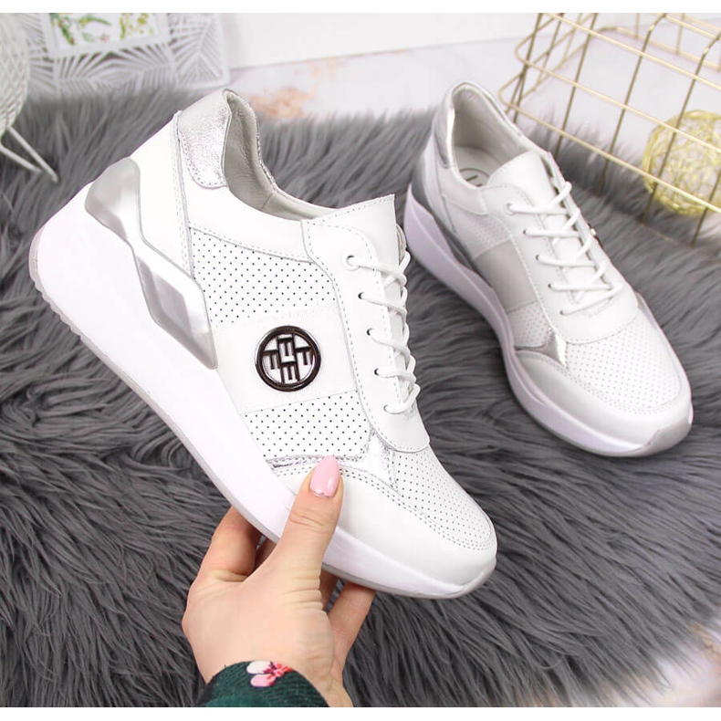Sneakers da donna in pelle su zeppa bianca Filippo