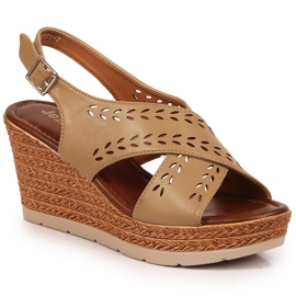 Sandali beige da donna su zeppa Jezzi