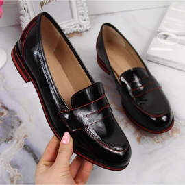 Scarpa da donna in pelle lordsy laccata nera Juma nero