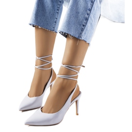 Scarpe con lacci grigie di Latvala grigio