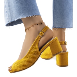 Sandali traforati gialli Graco giallo