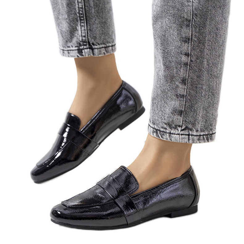 Scarpa Yasemin in pelle laccata nera nero