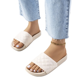 Ciabatte trapuntate Kate beige