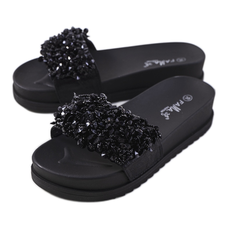 Ciabatte nere sulla piattaforma Marthas nero