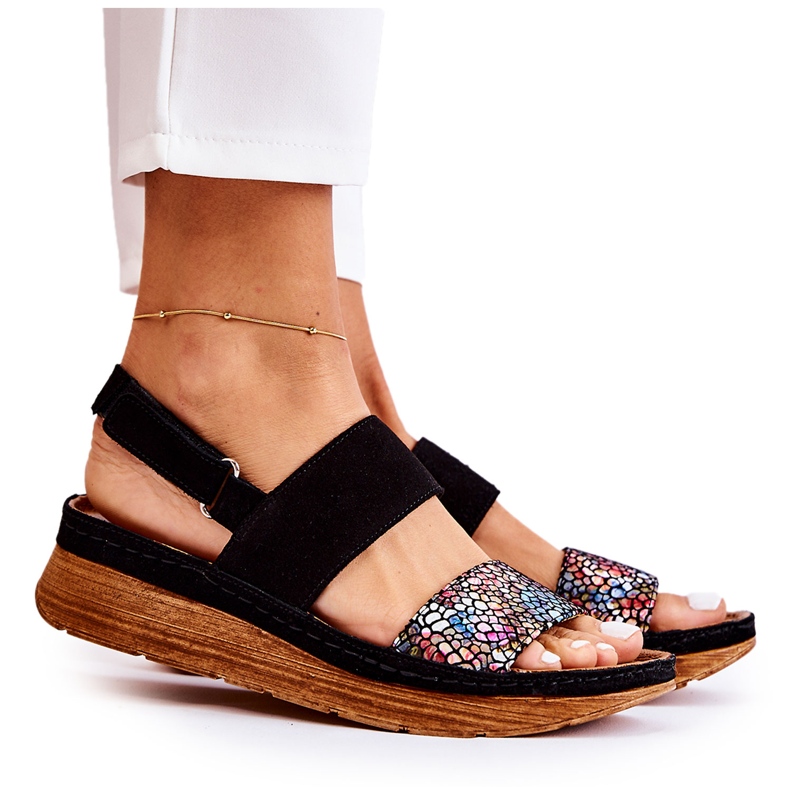 Sandali da donna in pelle Maciejka 04142-20 Nero multicolore
