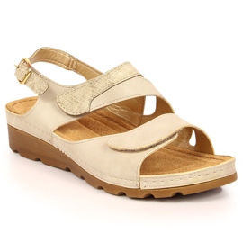 Sandali da donna con velcro su una zeppa beige Vinceza