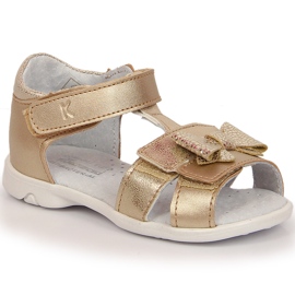 Sandali da bambina con velcro dorato Kornecki 6309 d'oro