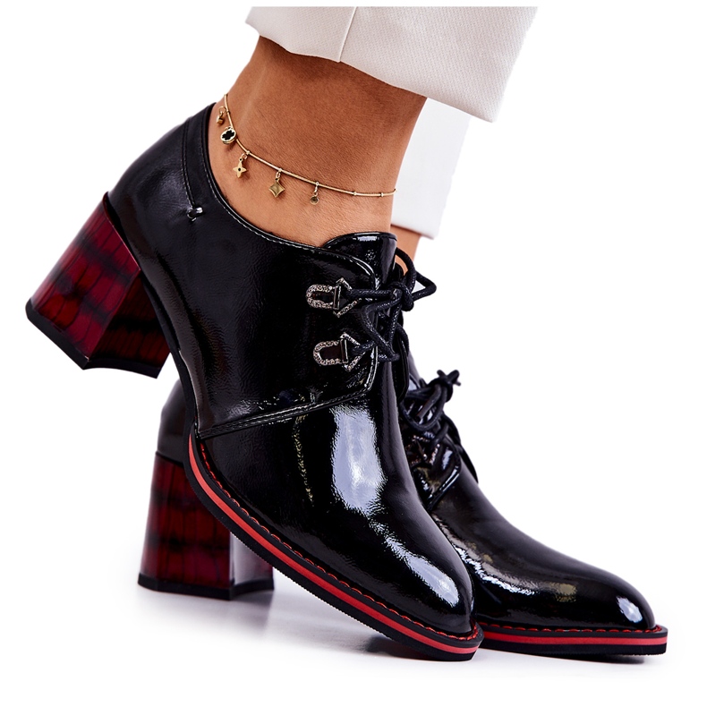S.Barski Scarpe basse laccate con cerniera nero rosso