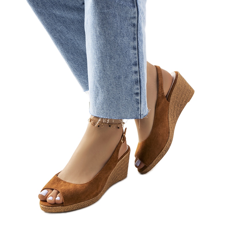 Espadrillas marroni sulle zeppe Alpat marrone