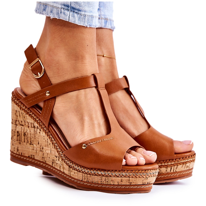 PG1 Sandali classici in pelle su zeppa Valorin marrone